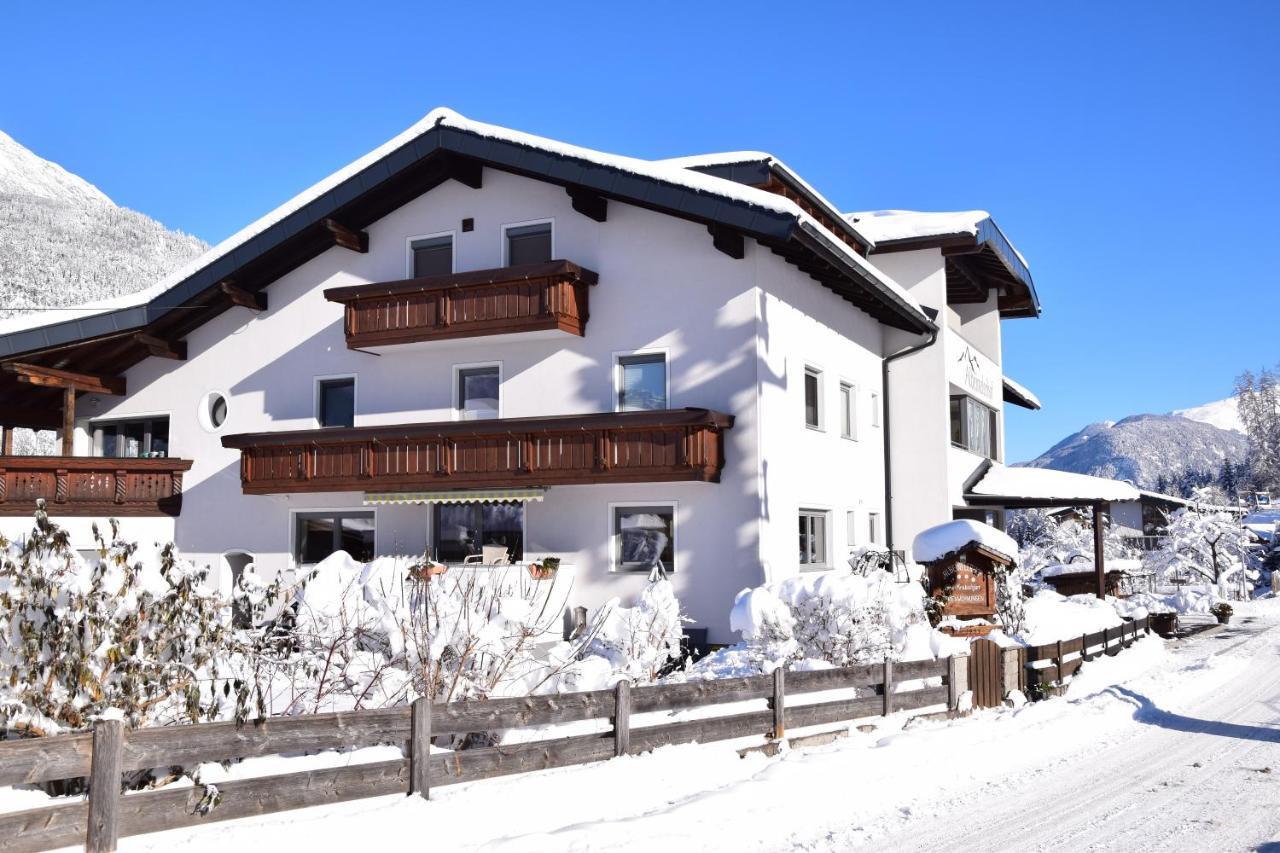 Albeinelerhof Apartment Arzl im Pitztal Exterior photo